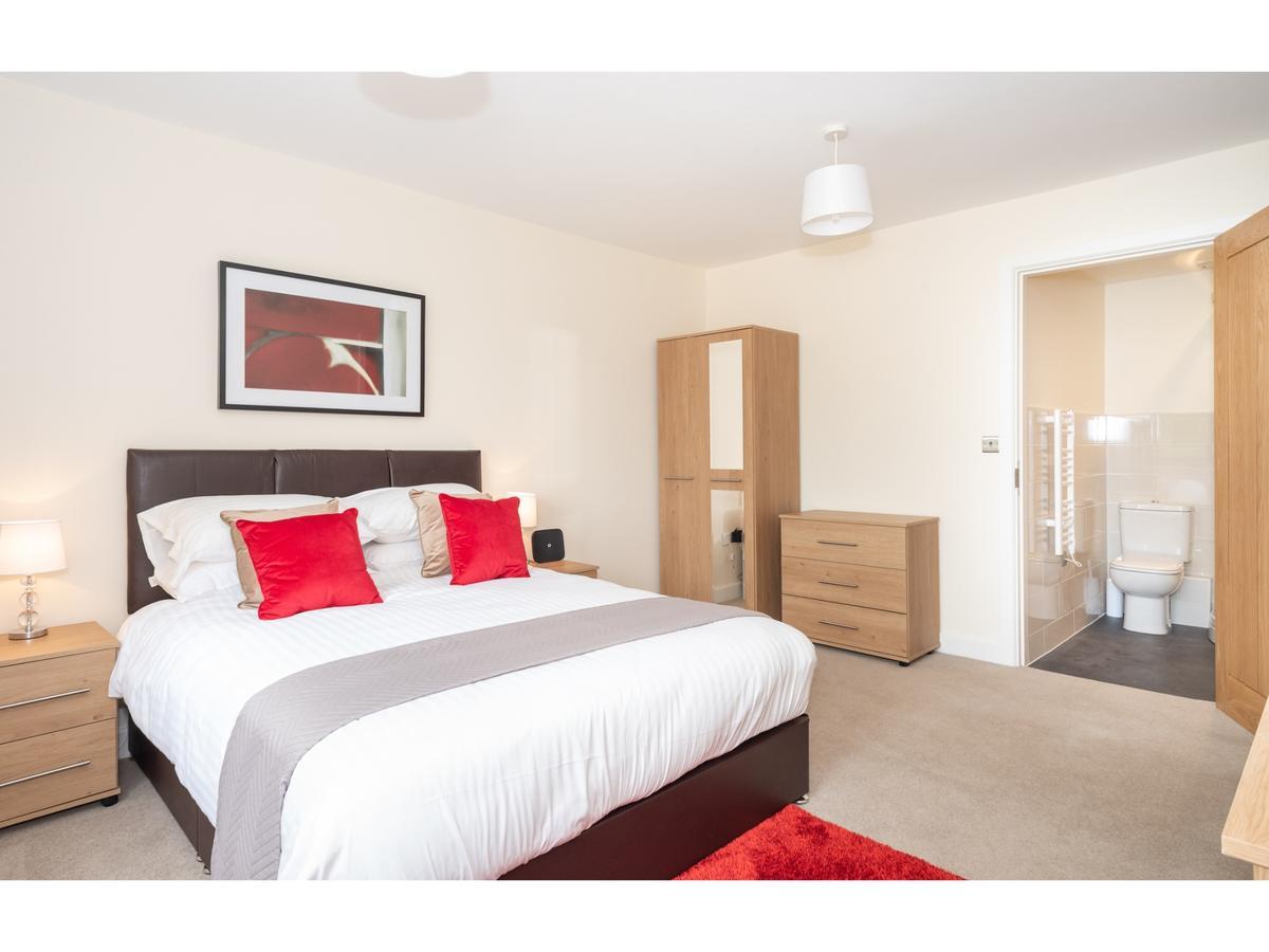 Stylish Flat Near The City Centre - Pass The Keys York Buitenkant foto